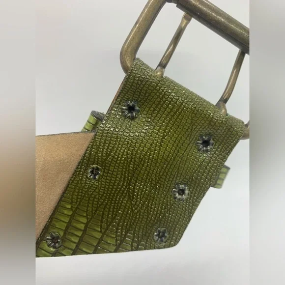 80’s 90’s Bright Green Crocodile Print Asymmetrical Belt - Picture 7 of 9